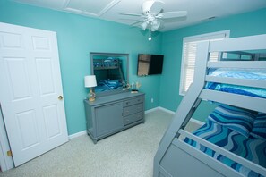 3 chambres, fer et planche à repasser, accès au Wi-Fi (inclus)