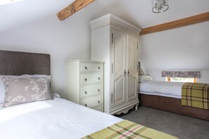 Room - The Dairy 2 bedroomed barn conversions sleeps 4+2 on the sofa (Ashby-de-la-Zouch)