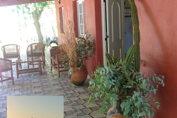 Entrada de la propiedad