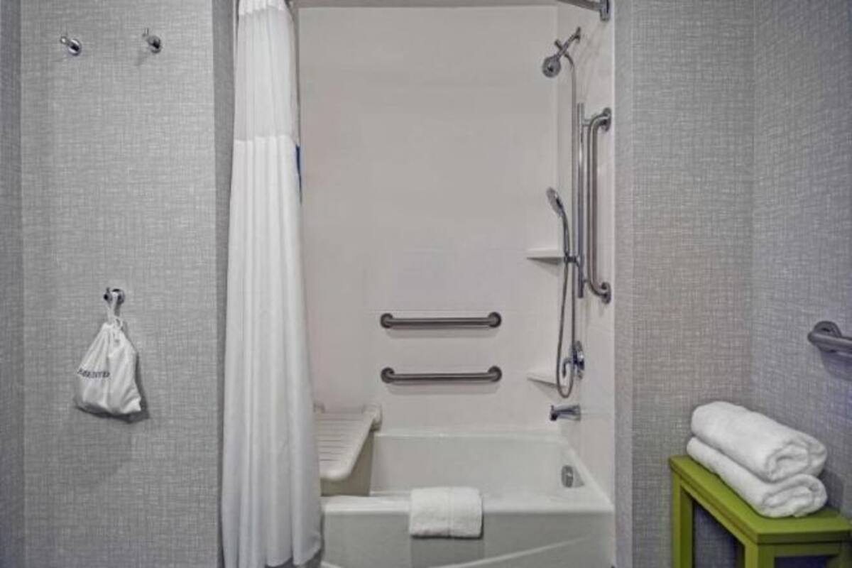 Bathroom | Hair dryer, towels