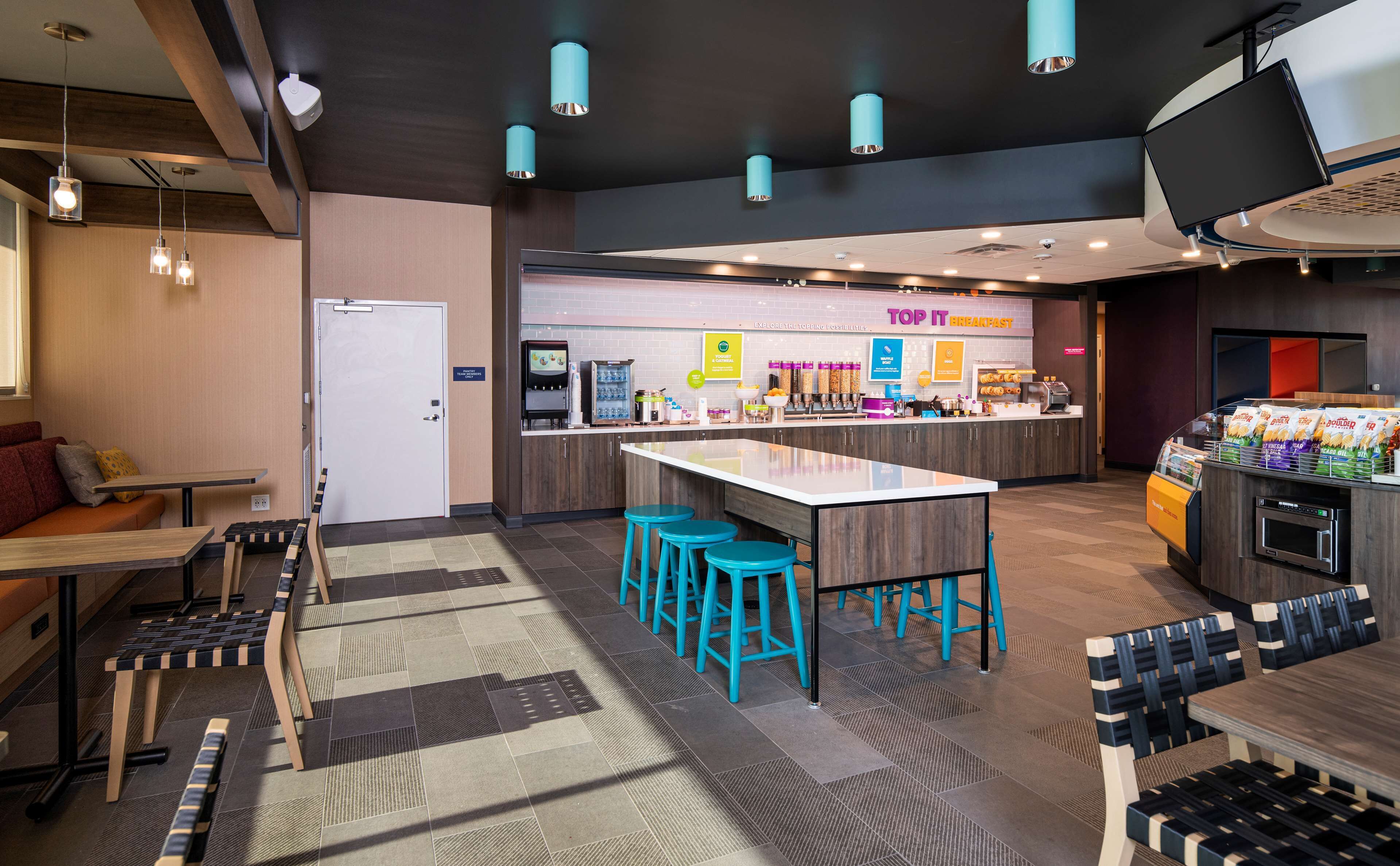 Free daily self-serve breakfast