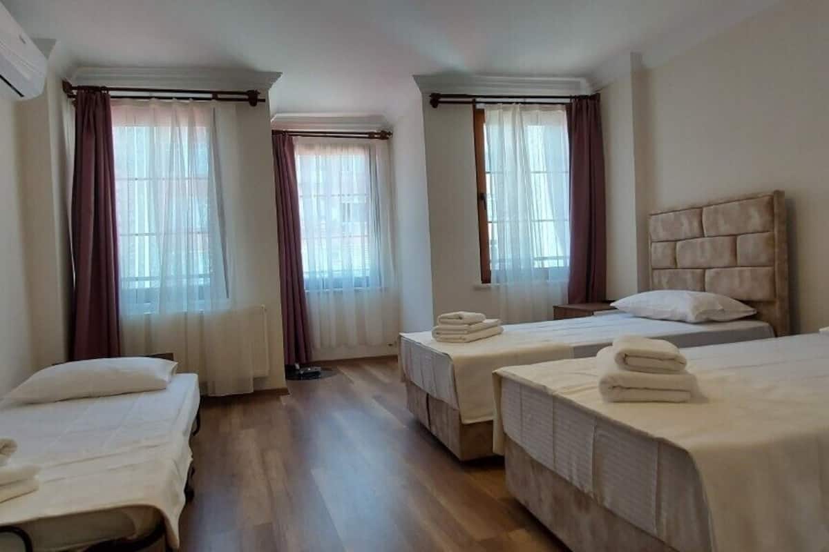 Standard Triple Room | 1 bedroom, free WiFi