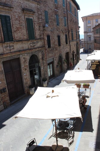 Bufalari Palace apartment in the historic center