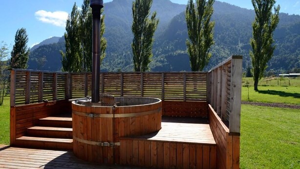 Cabin (Coraje) | Jetted tub - El Descanso del Quijote (Lago Ranco)