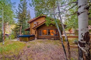 Bañera de hidromasaje exterior
