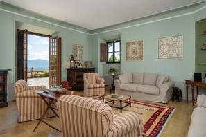 Interior - Villa in Segromigno In Monte with 11 bedrooms sleeps 22 (Segromigno In Monte)