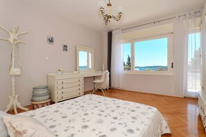 1 Schlafzimmer, Bügeleisen/Bügelbrett, Reisekinderbett, kostenloses WLAN