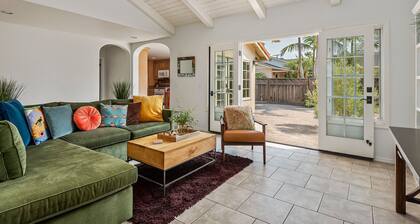 Casa Vistosa: Stylish 3-bedroom home in Santa Barbara's Mesa area.