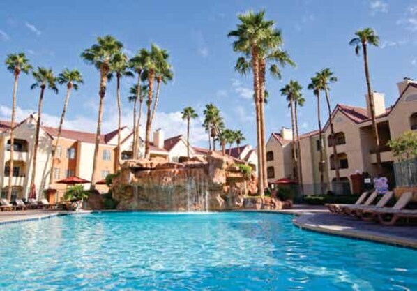 Indoor pool, outdoor pool - Two Bedroom Luxury Condo, Las Vegas (2050800) (Las Vegas)
