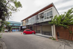 Exterior - OYO 75323 Tha Burapa Home Bangsean (Chonburi)