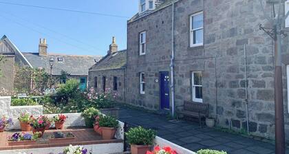 4 bedroom accommodation in Footdee, near Aberdeen