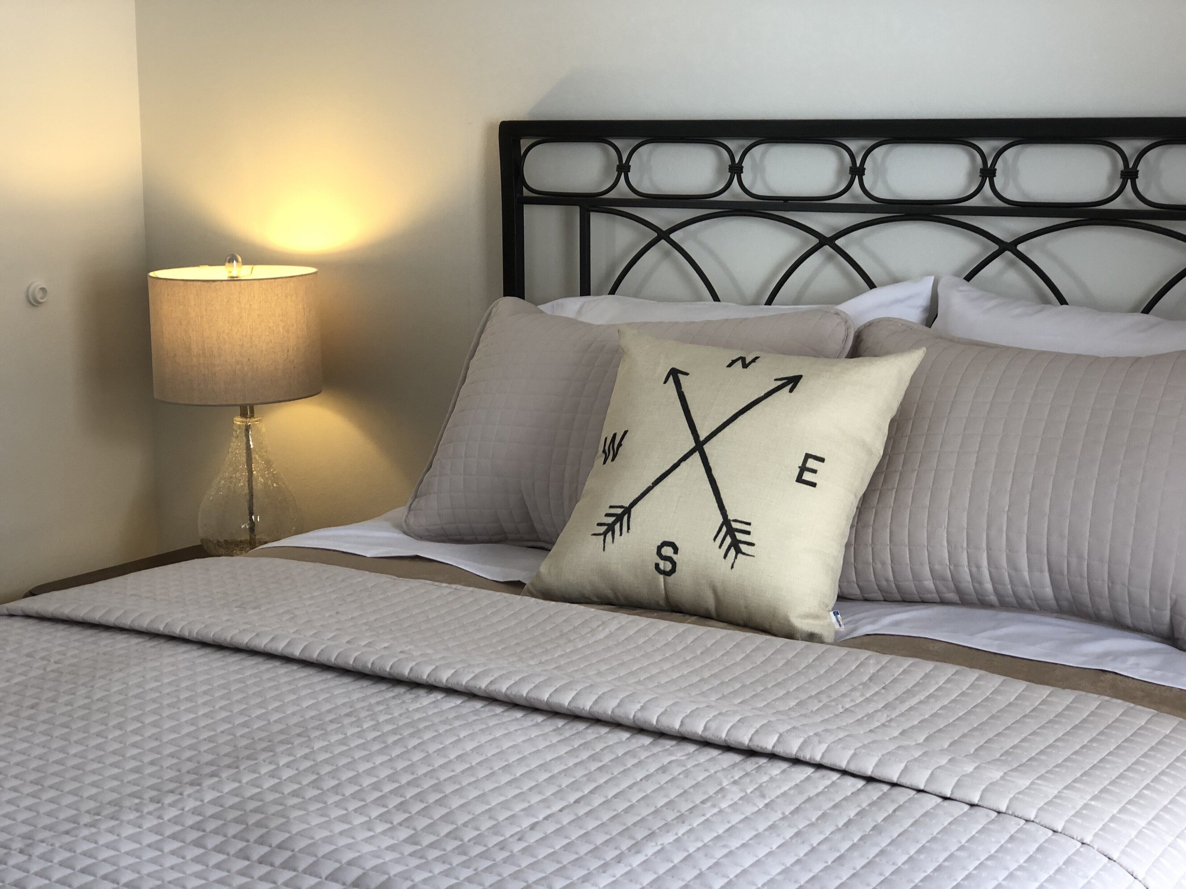 3 bedrooms, desk, iron/ironing board, free WiFi