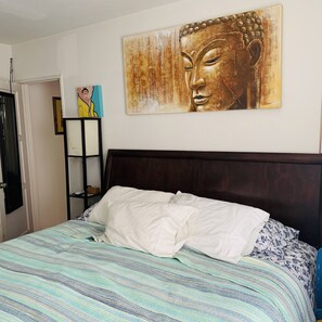 1 camera, ferro/asse da stiro, Wi-Fi, lenzuola