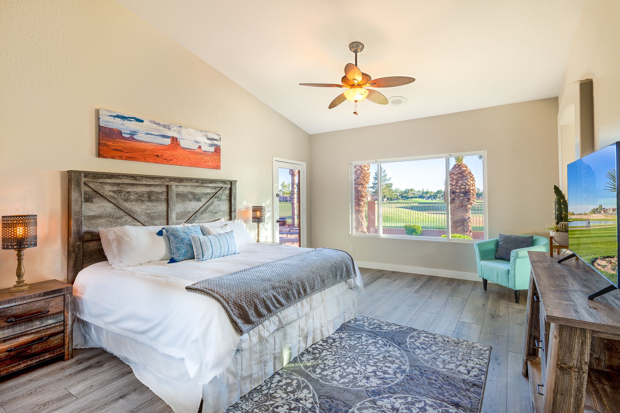 Golf View, Prime Area, Heated Pool, Spa, Fun Game Room, Putting Green, And More - Chandler, AZ