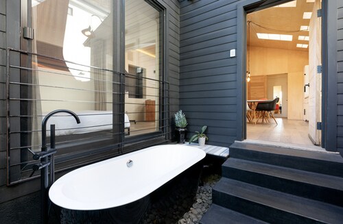 Venice Beach House, Steps to Ocean