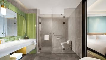 Shower dan pancuran hujan
