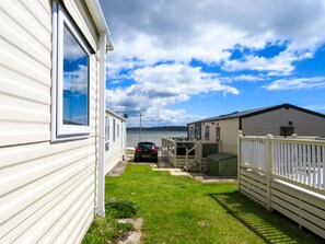 Deluxe Mobile Home, Ensuite, Sea View (Honeysuckle) | Exterior