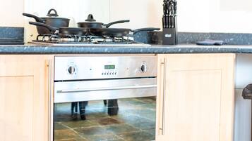 Apartemen, kamar mandi pribadi | Dapur bersama