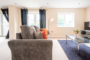 Lounge - Apartment 9 (Worksop)