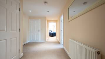 Apartment, Private Bathroom | Shared kitchen