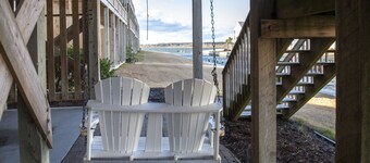 Waterfront Home - Put Your Feet In the Sand + Kayaks, SUP's, & Boat Dock