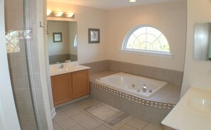 Combined shower/bathtub, jetted bath
