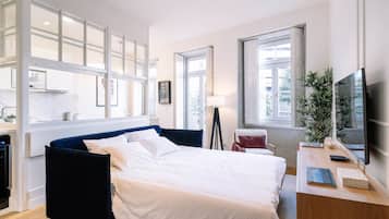 2 habitaciones, tabla de planchar con plancha, wifi y ropa de cama