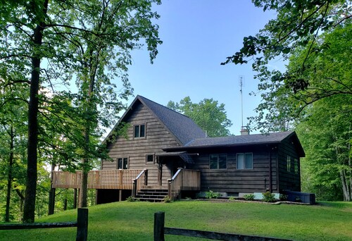 The North Forty Cabin Retreat, private place for families, 30 min. from Bemidji