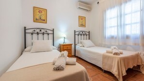 3 chambres, lit parapluie, Wi-Fi