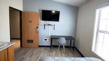 2 bedrooms, premium bedding, Tempur-Pedic beds, individually furnished