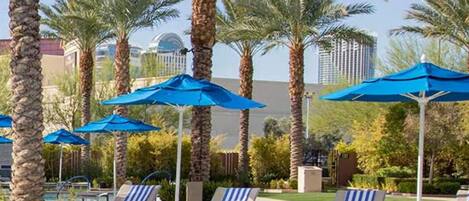 Piscina externa, piscina aquecida