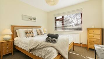 3 bedrooms, iron/ironing board