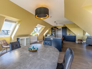 Dining - 4 bedroom accommodation in Collieston, near Ellon (Collieston, near Ellon)
