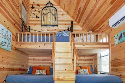 Luxury Treehouse w/ Grill, Fire Pit, & Pond in Dripping Springs