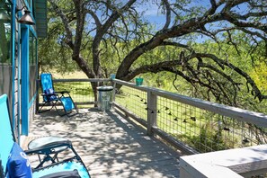 Terrace/patio - Nautical Treehouse Escape w/ Queen Bed, Fire Pit, Grill & Pond Views (Dripping Springs)