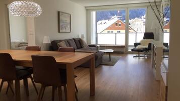 Fernseher, DVD-Player