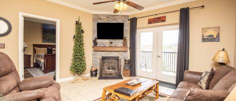 TV connectée, cheminée, services de streaming