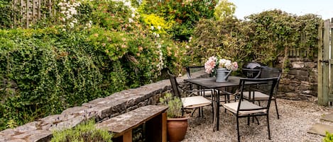 Familie cottage, privébadkamer, uitzicht op rivier (Maggie Puddle Cottage) | Exterieur