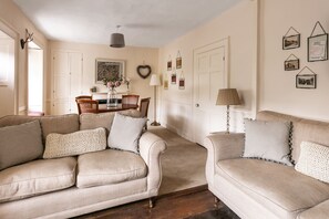 Family Cottage, Private Bathroom, River View (Maggie Puddle Cottage) | Interior - Maggie Puddle Cottages (Grange-over-Sands)