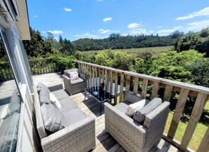 Property grounds - Unique Estuary & Bird Apartment in Te Haumi Paihia (Paihia)