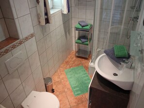 Bathroom - Appartement 4 mit 2 Schlafzimmern und Balkon (Flattach)