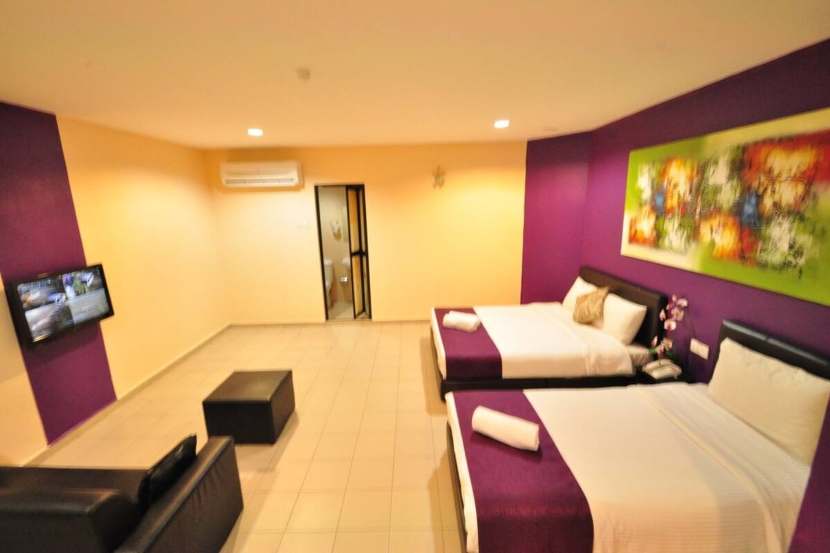 Standard Quadruple Room | Desk, WiFi (free)