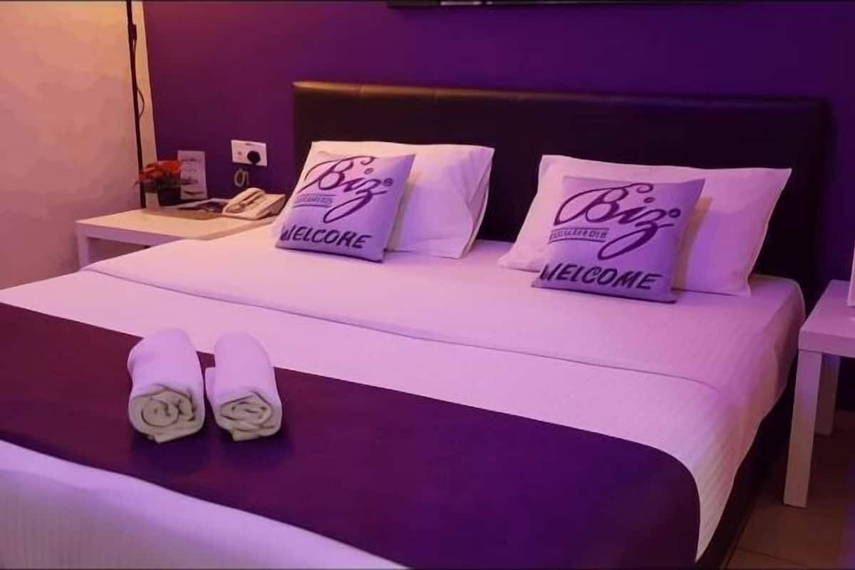 1 quarto, escrivaninha, Wi-Fi de cortesia
