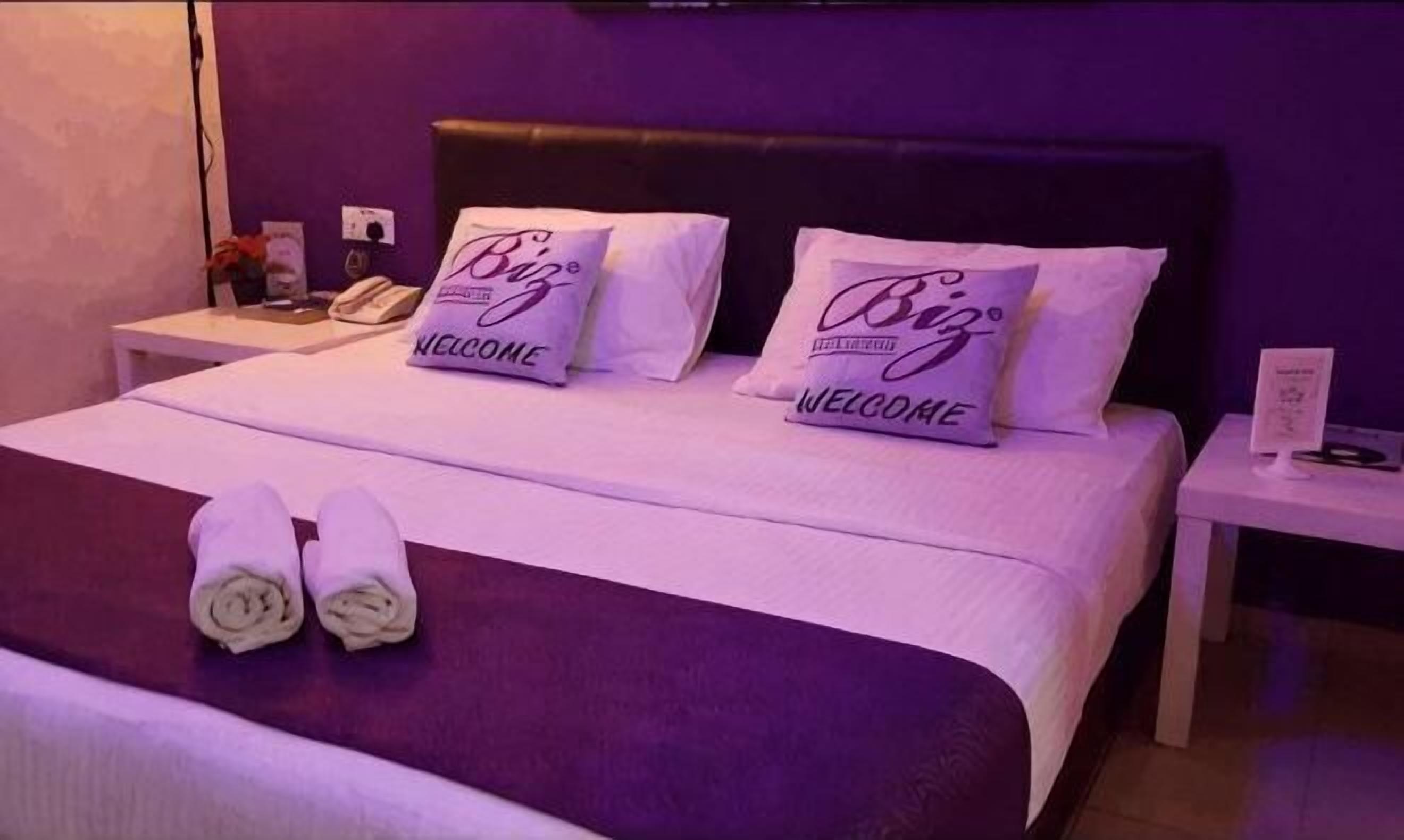 مكتب وواي فاي مجانًا