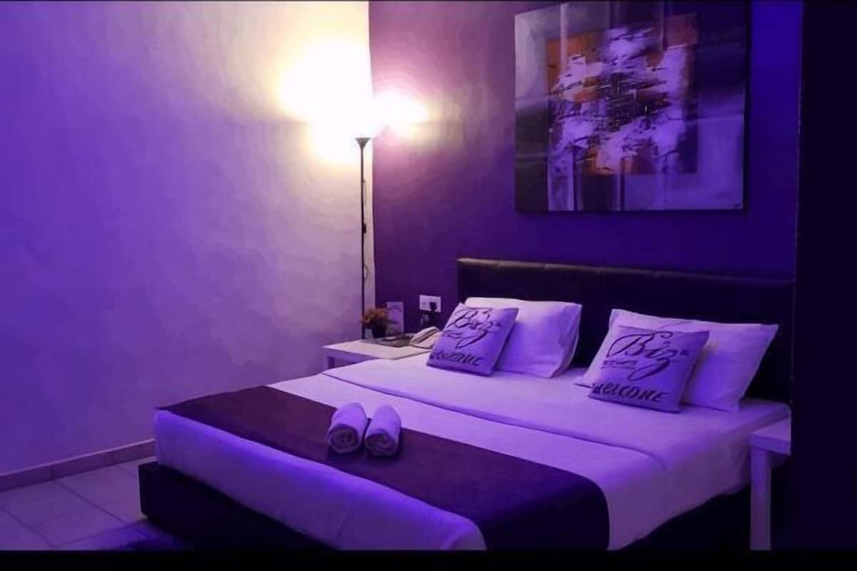 Een bureau, gratis wifi