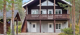 Lux iii by Interhome