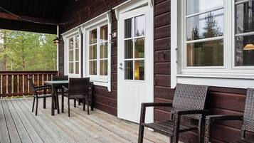 Ulkoruokailutilat