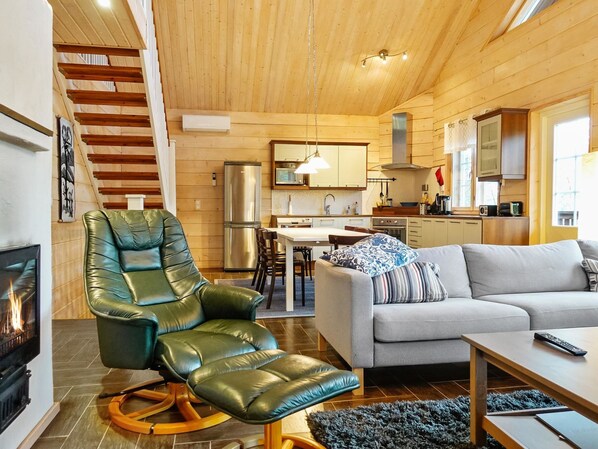 Télévision, chaîne hi-fi