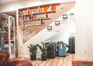 Wi-fi (inkludert) og sengetøy