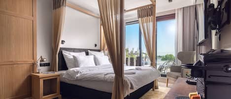 Executive-rum - 1 queensize-säng | 1 sovrum, strykjärn/strykbräda, gratis wi-fi och sängkläder